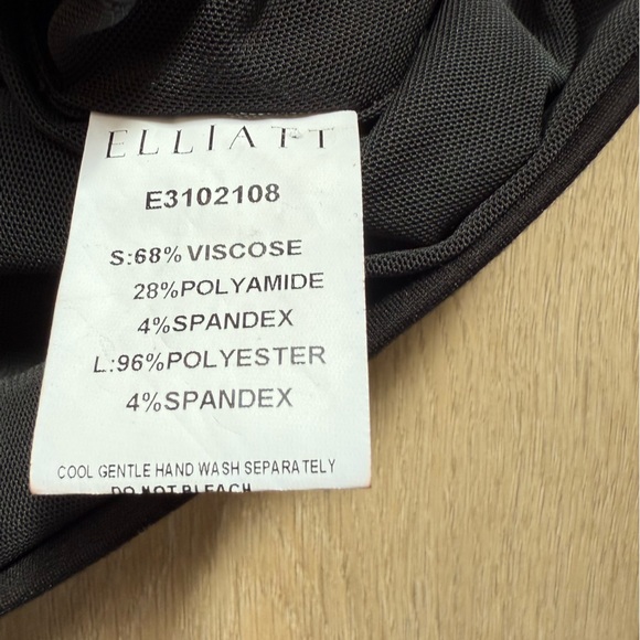 Elliatt Phenomenon Black One Shoulder Balloon Sleeve Cocktail Mini Dress Est Med - Picture 7 of 11